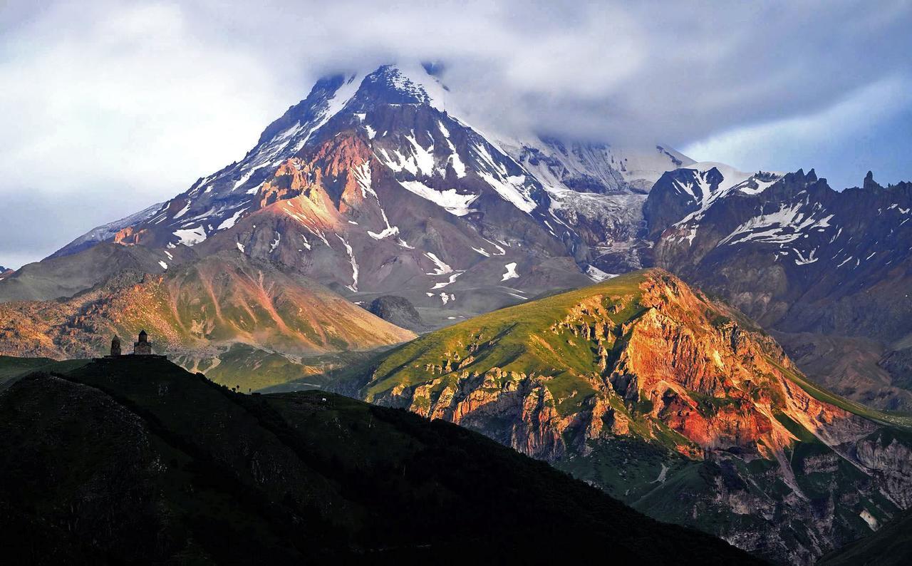 Гостевой дом Закат Казбеги Экстерьер фото